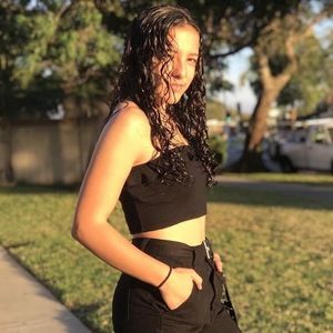 Meet your Posher, Jade